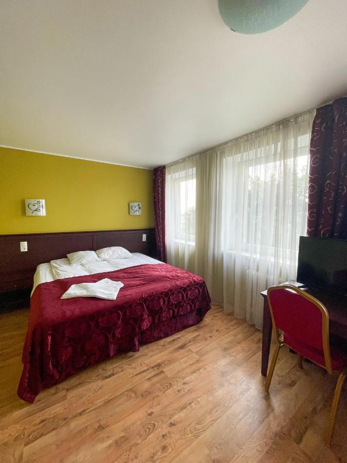Taurage Hotel Buitenkant foto